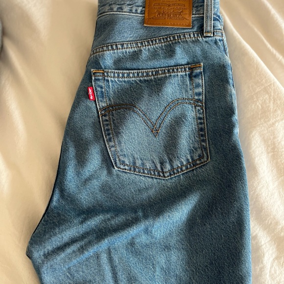 Levi’s Ribcage - Medium Blue - Picture 3 of 3